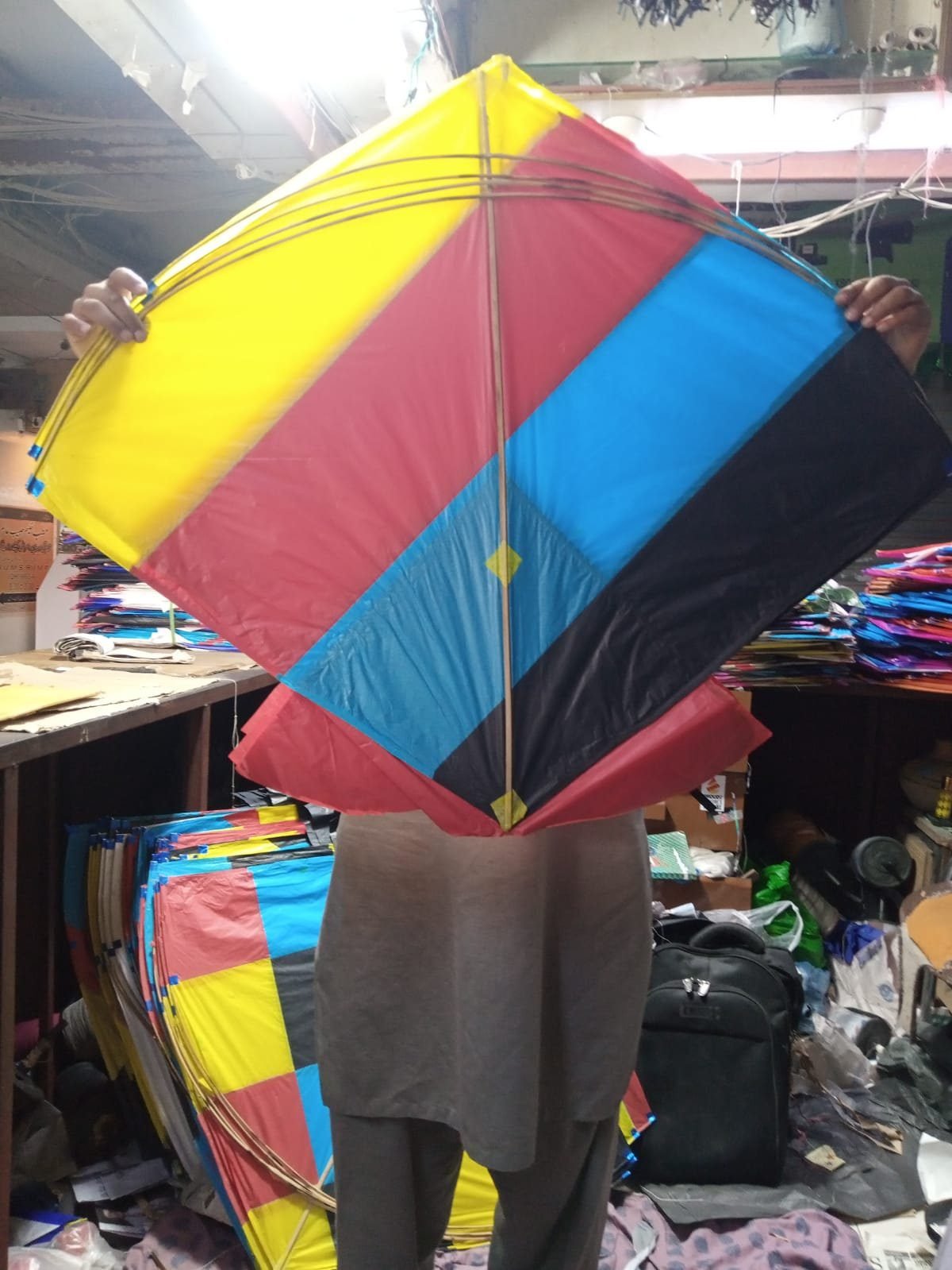 Large 1.5 Tawa Basant Kite – Pack of 20 Colorful Kites Pack of 20 Kites 1.5 Tawa in Lahore