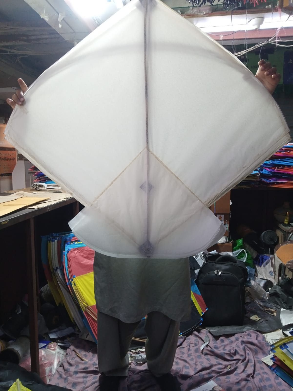 Pack of 100 Kites 1.5 Tawa (Large) – Basant Special | RestoMart pack of 100 large 1.5 tawa basant kites in colorful design